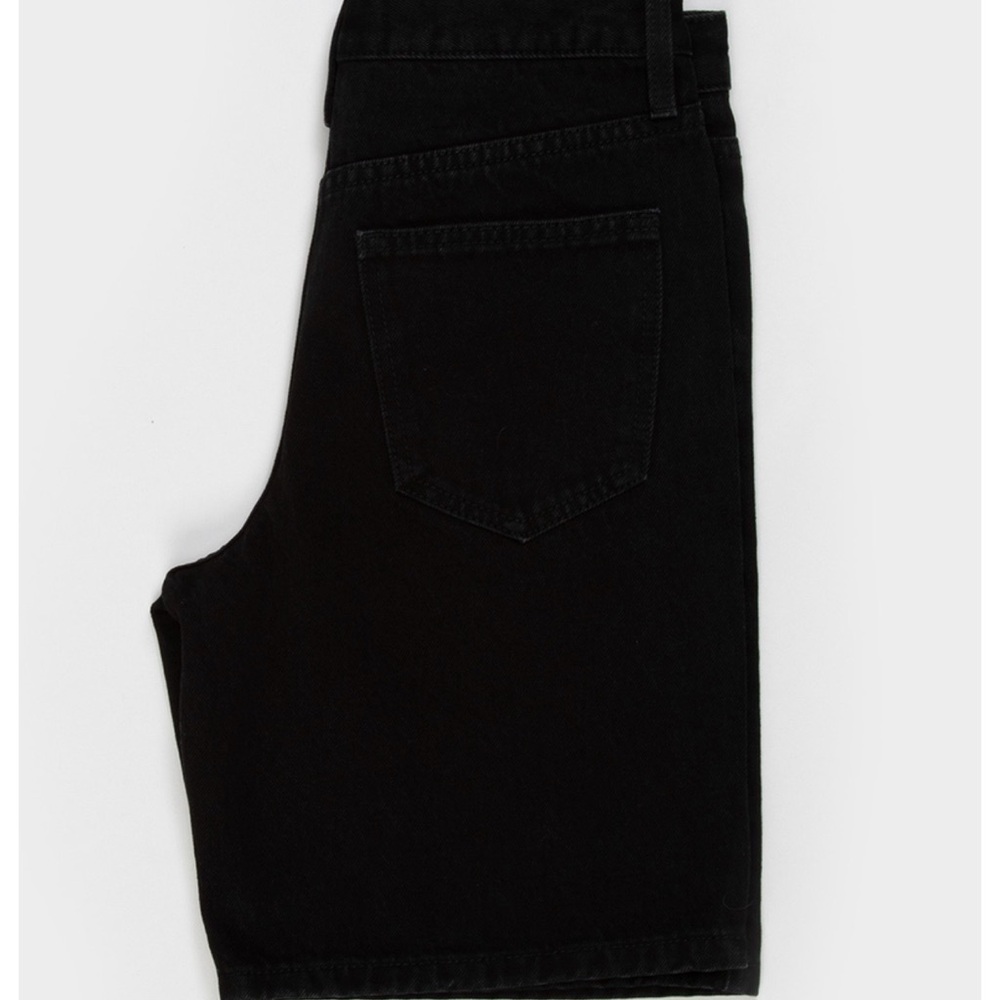 RSQ Boys Loose Denim Shorts size NWT - Picture 2 of 3